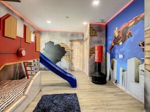 Interior - Custom Themed Home sleeps 32 -near parks with private pool, theater, game room! (Davenport)
