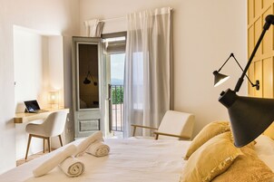 Ropa de cama de alta calidad, cubrecamas, wifi gratis y ropa de cama 