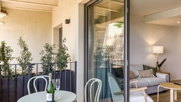 Apartment | Terrace/patio