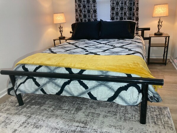 3 bedrooms, desk, free WiFi, bed sheets