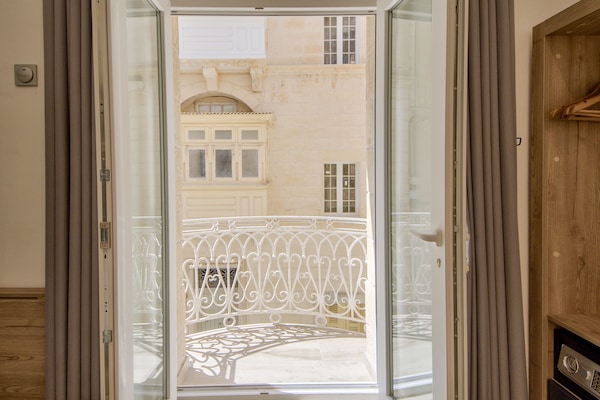 Panoramic Studio | View from room