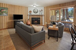 Condo, 1 habitación | Área de sala de estar