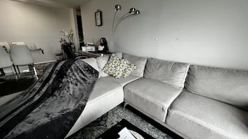 Apartment, 2 Queen Beds | Interior