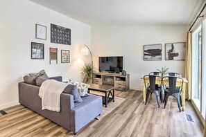 TV, fireplace, DVD player