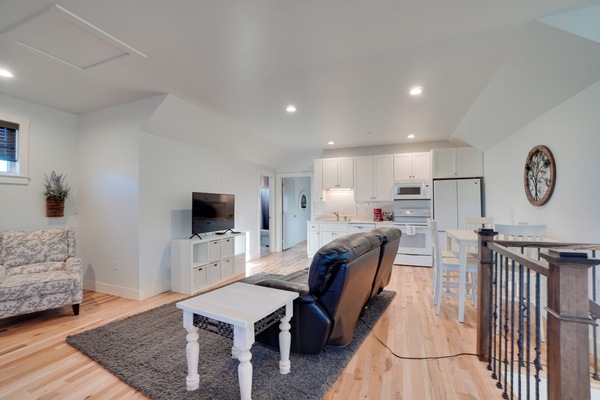 Castle Rock Vacation Rental | 1BR | 1BA | 1,000 Sq Ft | Stairs Required