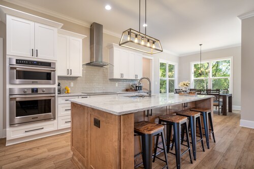 New waterfront house on Lake Norman/private dock