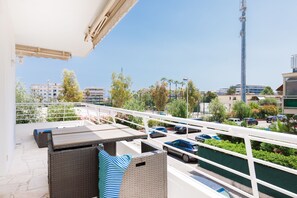 Property grounds - Large apartment with sea view, Palm Beach Cannes (Cannes)