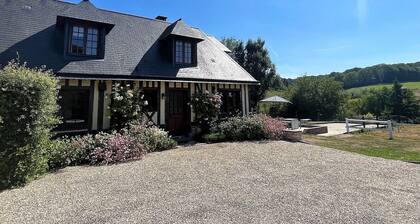 Gîte Marguerite - "Pâquerette" with 360° view, facing CERZA, 30mn from Deauville