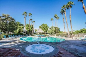 Outdoor pool, a heated pool - Pretty Palm Desert 2/2! Pool+Hot Tubs+Kitchen! (Palm Desert)