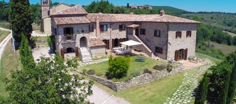 WEEKLY RENTALS FOR FAMILY HOLIDAYS - UP TO 24 PEOPLE - 3 COUNTRYHOUSES