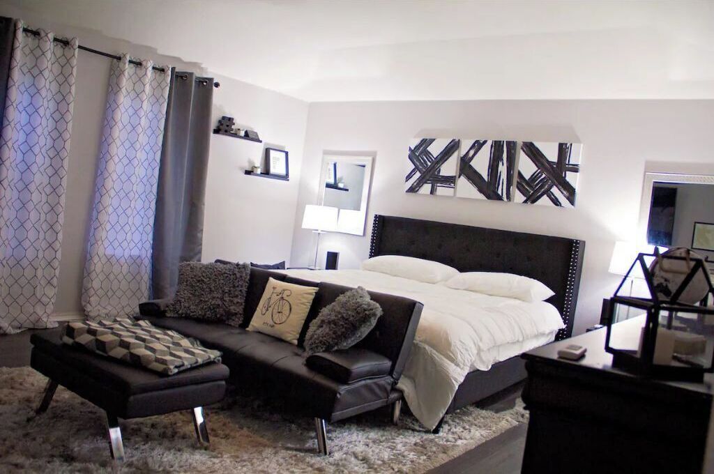 4 室のベッドルーム、デスク、アイロン / アイロン台、WiFi (無料)