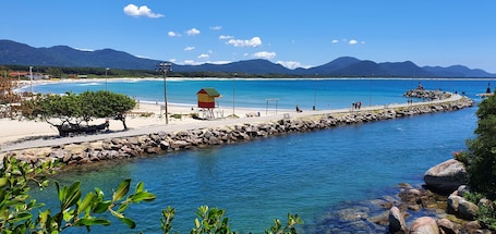 ์๋ฐ ์์ค์์ ๋ณด๋ ์ฃผ๋ณ ์ ๋ง