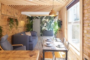 Living area - Boho Chic Apartment  Hove (Hove)