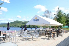 Restauration en plein air