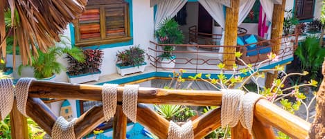 Deluxe Cabin | Terrace/patio