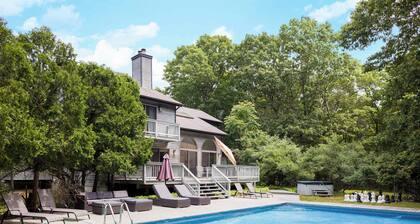 Meadowood Manor by RoveTravel | 6BR Outdoor Spaces