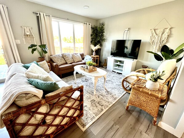 Smart TV, table football, ping pong