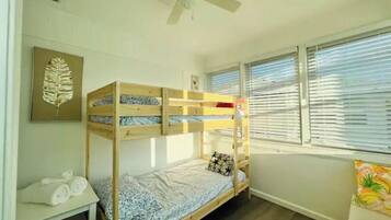 2 bedrooms, free WiFi, bed sheets