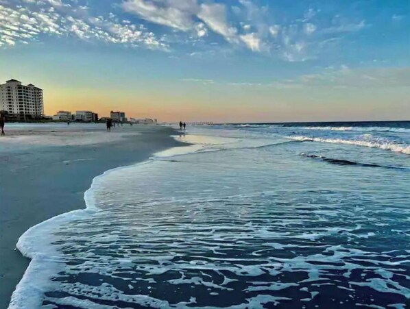 Beach nearby, beach towels