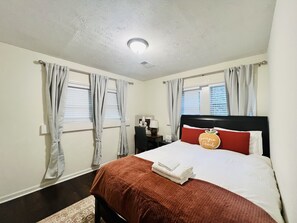 4 bedrooms, desk, blackout curtains, iron/ironing board