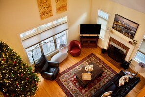 Interior - Location, Location, Location (Concord)