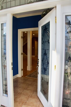 Interior - Location, Location, Location (Concord)