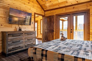 4 chambres, fer et planche à repasser, Wi-Fi gratuit, draps fournis