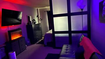 TV connectée, cheminée