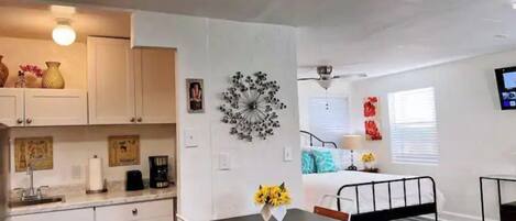 1 bedroom