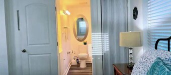 Cozy newly renovated 1bed/1bth/pet friendly