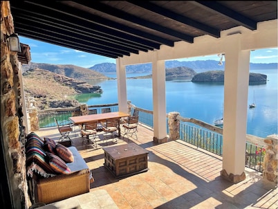 Casa De Roca Luxury Villa on the Bay of Concepcion
