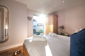 4 chambres, lit de bébé portatif, accès au Wi-Fi (inclus)