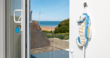 Sandaig: Pet-Friendly 4‑Bed Home with Sea Views in Benllech | Managed by Anglesey Holiday Lettings