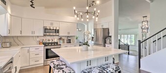 Complimentary Heated Pool: Goodyear Getaway!