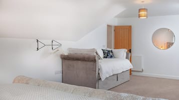 4 makuuhuonetta, ilmainen Wi-Fi, vuodevaatteet