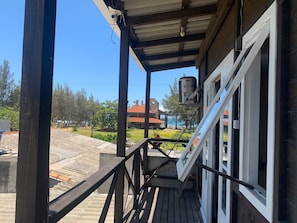 Premium House, Pool Access, Beach View | Lanai
