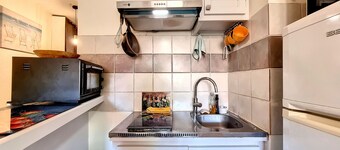 Le Bissap studio – 26 m² �– Saint-Gilles - Close to the beaches
