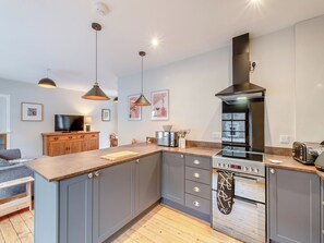 Dishwasher, cookware/dishes/utensils