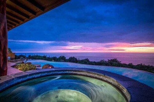 #1 Rental in Kona | Condé Nast Traveler | Aolani House