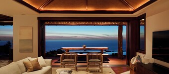 #1 Rental in Kona | Condé Nast Traveler | Aolani House