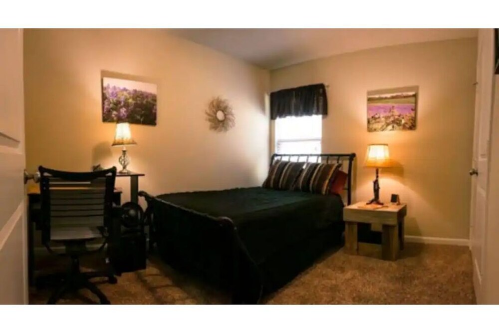 Quiet, Clean, Comfortable Aggieland Home College Station Vrbo