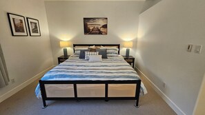 2 slaapkamers, een kluis op de kamer, een strijkplank/strijkijzer