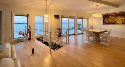 House by the Sea - Glocca Morra