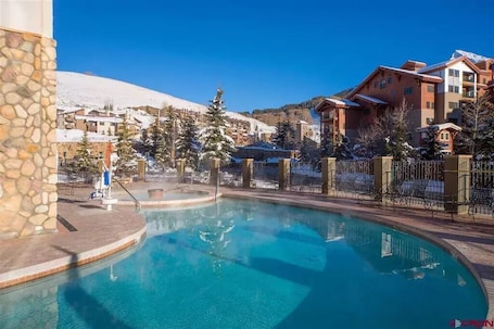 A heated pool. Studio #512 @ Fantastic Location, Pool, Hot Tub!