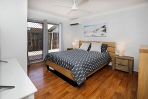 1 bedroom, desk, iron/ironing board, free WiFi