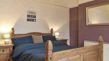 2 bedrooms, free WiFi, bed sheets