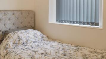 2 bedrooms, free WiFi, bed sheets