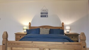 2 bedrooms, free WiFi, bed sheets - 2 bedroom accommodation in Hest Bank (Hest Bank)