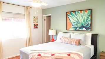 2 bedrooms, iron/ironing board, WiFi, bed sheets