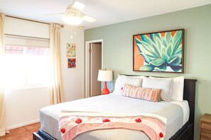 2 bedrooms, iron/ironing board, WiFi, bed sheets